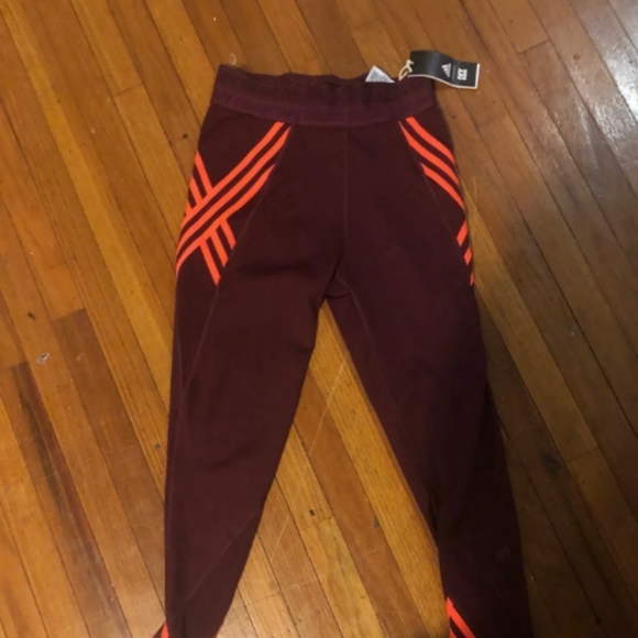 Ivy Park Unisex Collection - Picture 8 of 10